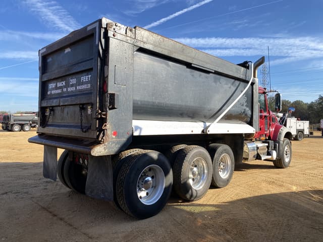 Image of Mack GU713 equipment image 2