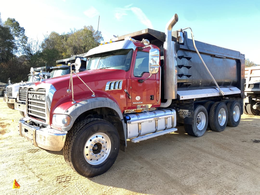 Image of Mack GU713 Primary image