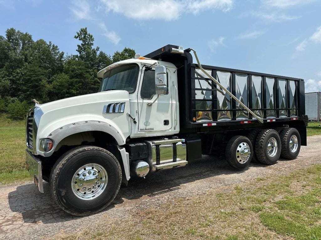 2016 Mack GU713 Equipment Image0