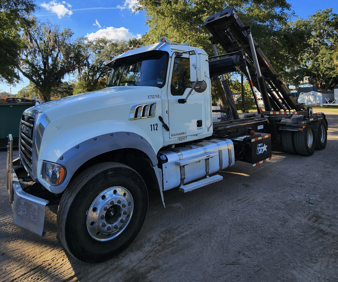 2016 Mack Granite GU713 Equipment Image0