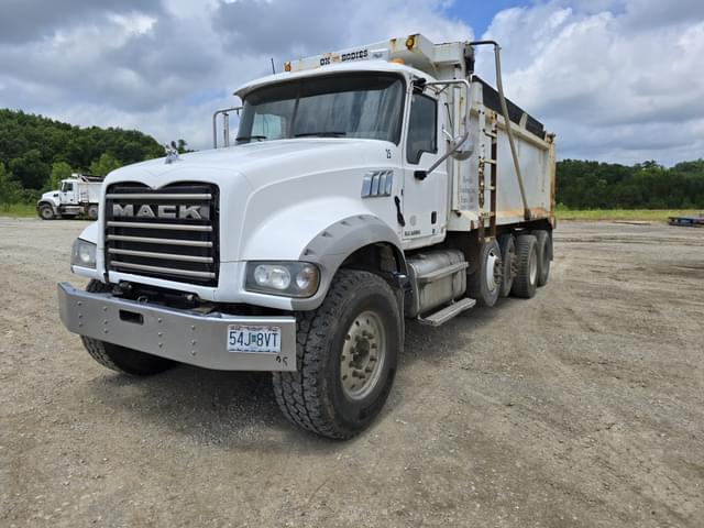 Image of Mack GU713 equipment image 1