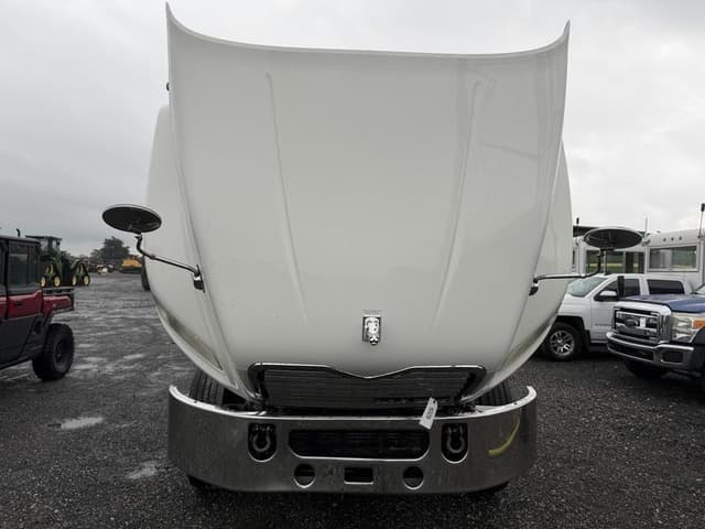 Image of Mack Pinnacle CXU613 equipment image 3