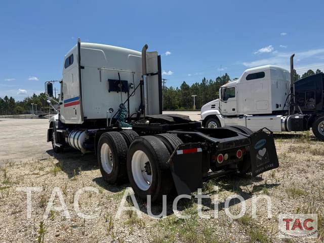 Image of Mack Pinnacle CXU613 equipment image 2