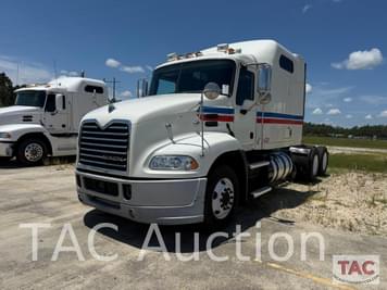 Main image Mack Pinnacle CXU613