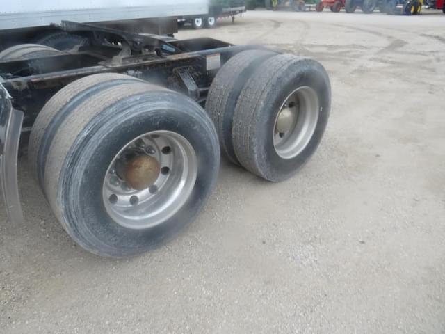 Image of Mack Pinnacle CXU613 equipment image 3
