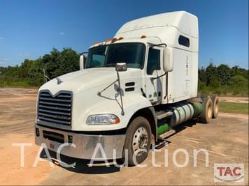 Main image Mack Pinnacle CXU613
