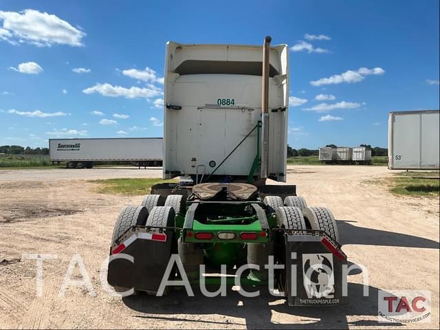 Image of Mack Pinnacle CXU613 equipment image 3