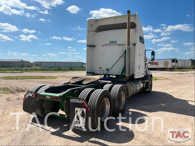 Image of Mack Pinnacle CXU613 equipment image 4