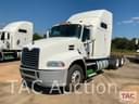 2016 Mack Pinnacle CXU613 Image
