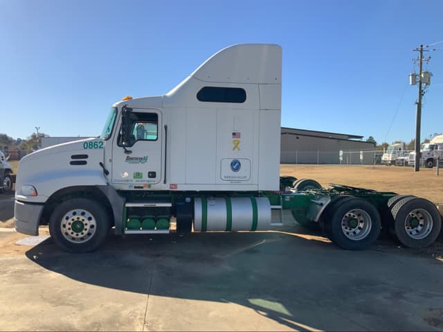 Image of Mack Pinnacle CXU613 equipment image 1