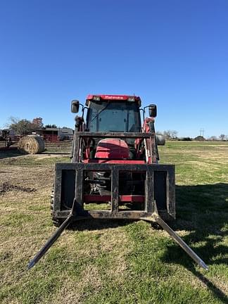 Image of Mahindra 2565 equipment image 2