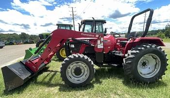 2016 Mahindra 5555 Equipment Image0