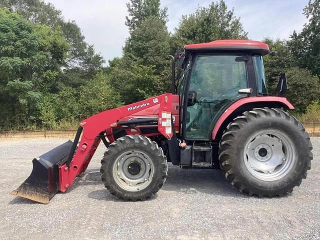 Image of Mahindra 7060 equipment image 1