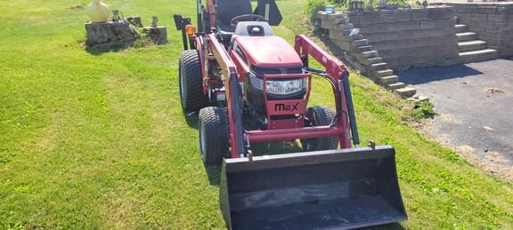 Main image Mahindra eMax 25