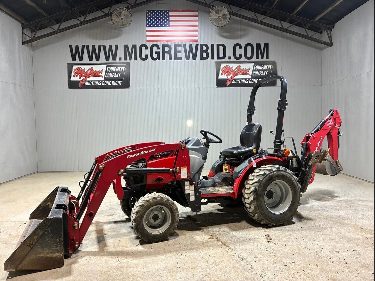 2016 Mahindra Max 26 Equipment Image0