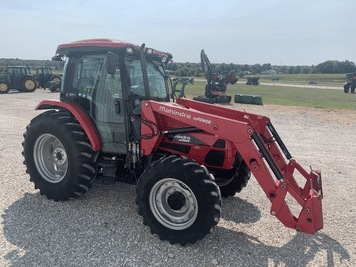 Main image Mahindra mPower 85