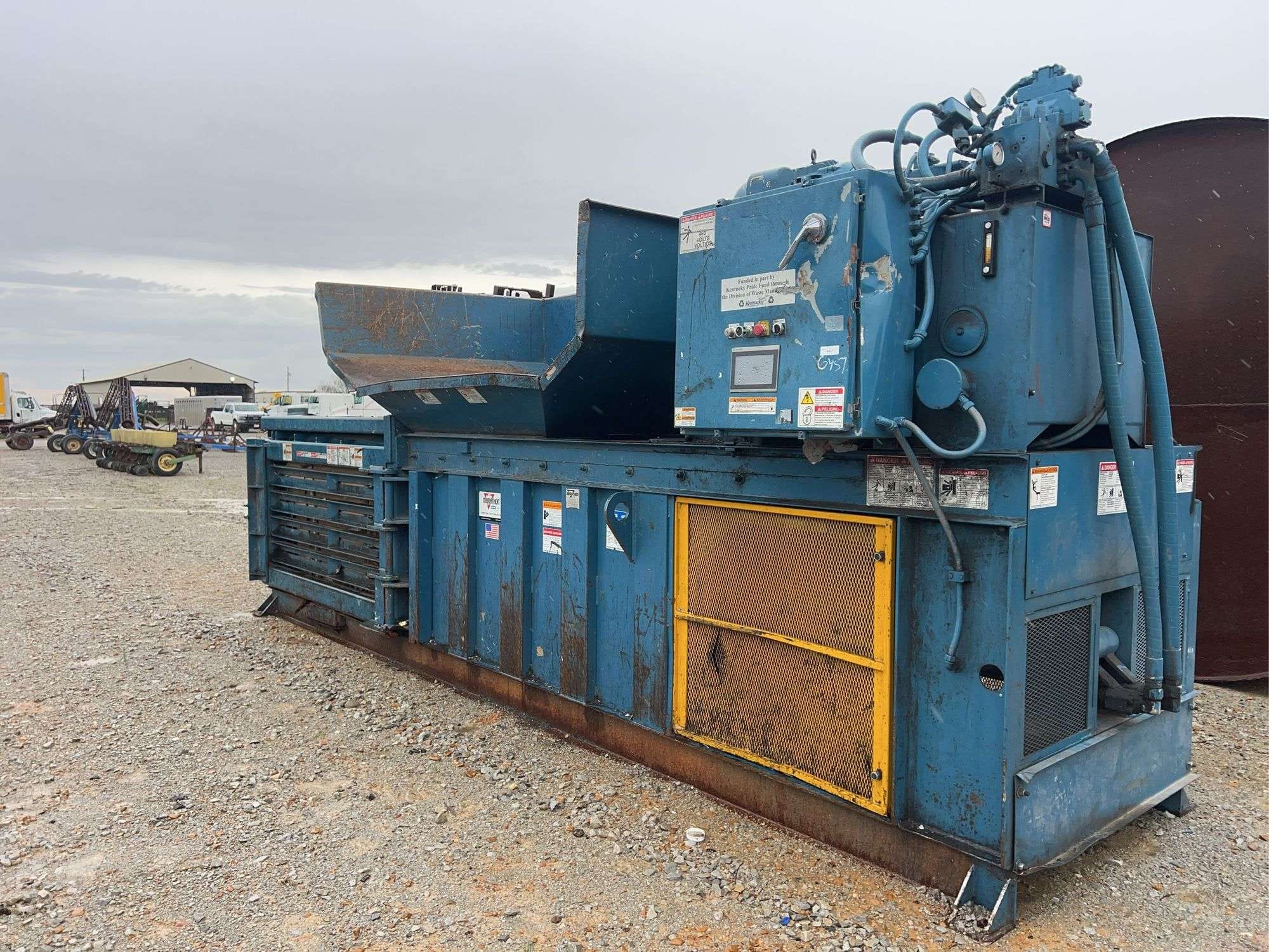 2016 Marathon SE-504842-830 Equipment Image0