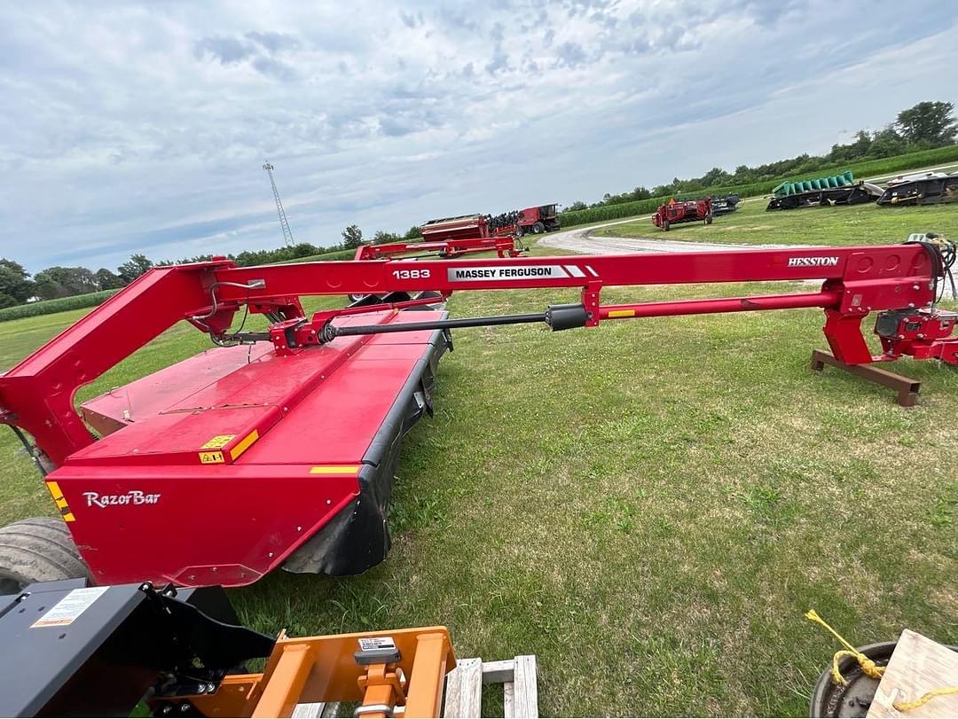 Image of Massey Ferguson 1383 Primary image