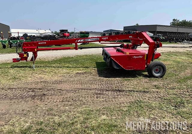 Image of Massey Ferguson 1383 equipment image 1