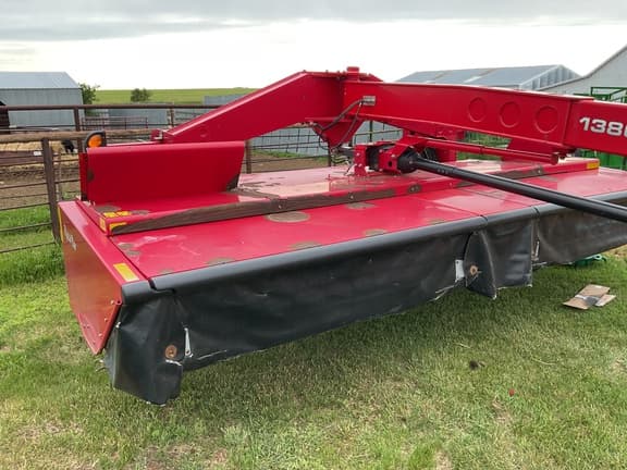 Image of Massey Ferguson 1386 equipment image 2