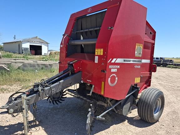 Image of Massey Ferguson 1745 Primary image