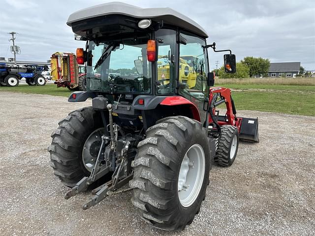 Image of Massey Ferguson 1749 equipment image 4