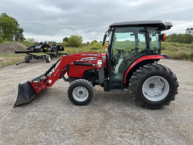 Image of Massey Ferguson 1749 equipment image 1