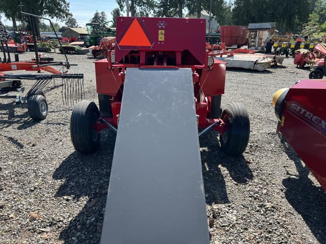 Image of Massey Ferguson 1836 equipment image 3