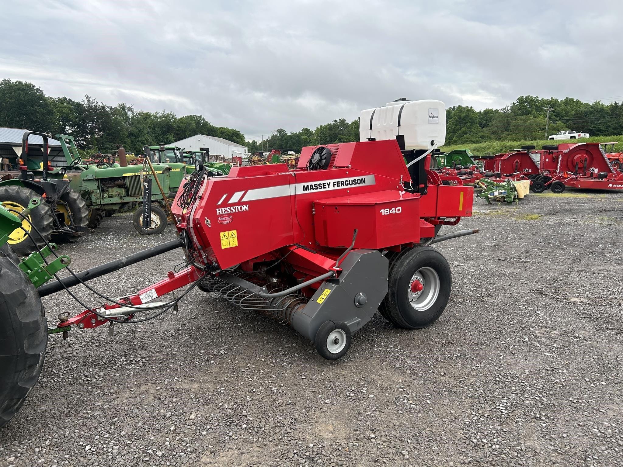 2016 Massey Ferguson 1840 Equipment Image0