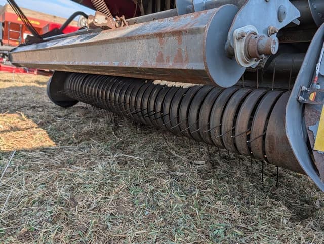 Image of Massey Ferguson 2250 equipment image 4