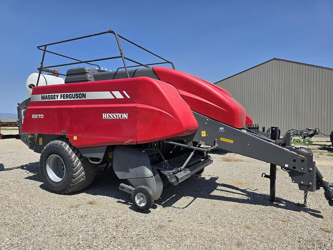 Image of Massey Ferguson 2270 Primary image