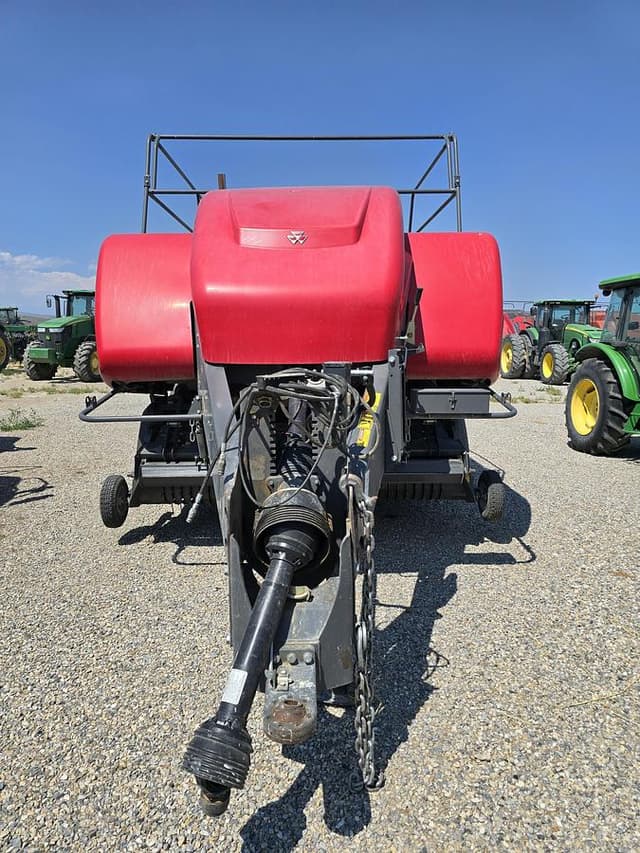 Image of Massey Ferguson 2270 equipment image 2