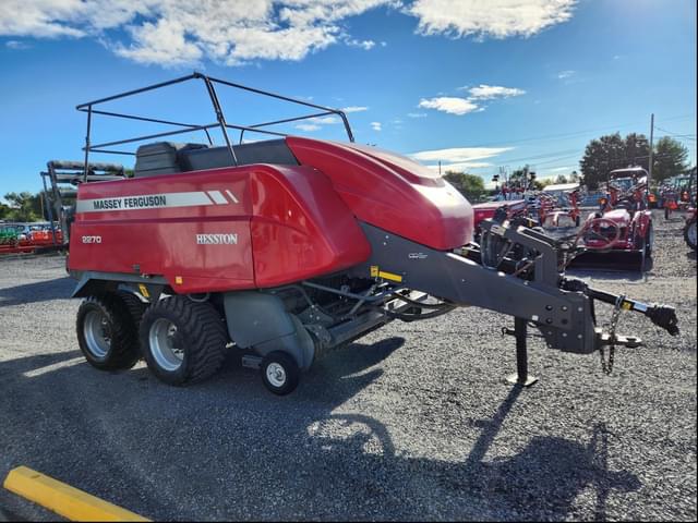 Image of Massey Ferguson 2270 equipment image 3