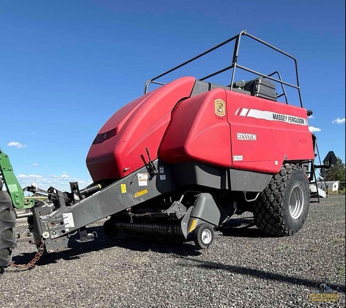 2016 Massey Ferguson 2290 Equipment Image0