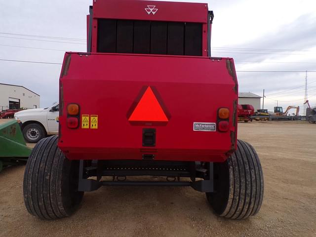 Image of Massey Ferguson 2946A equipment image 4