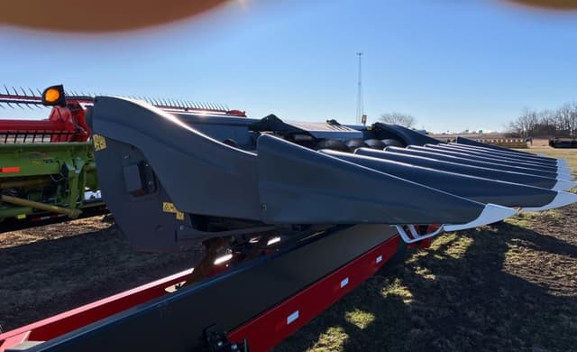 Image of Massey Ferguson 3308 equipment image 3