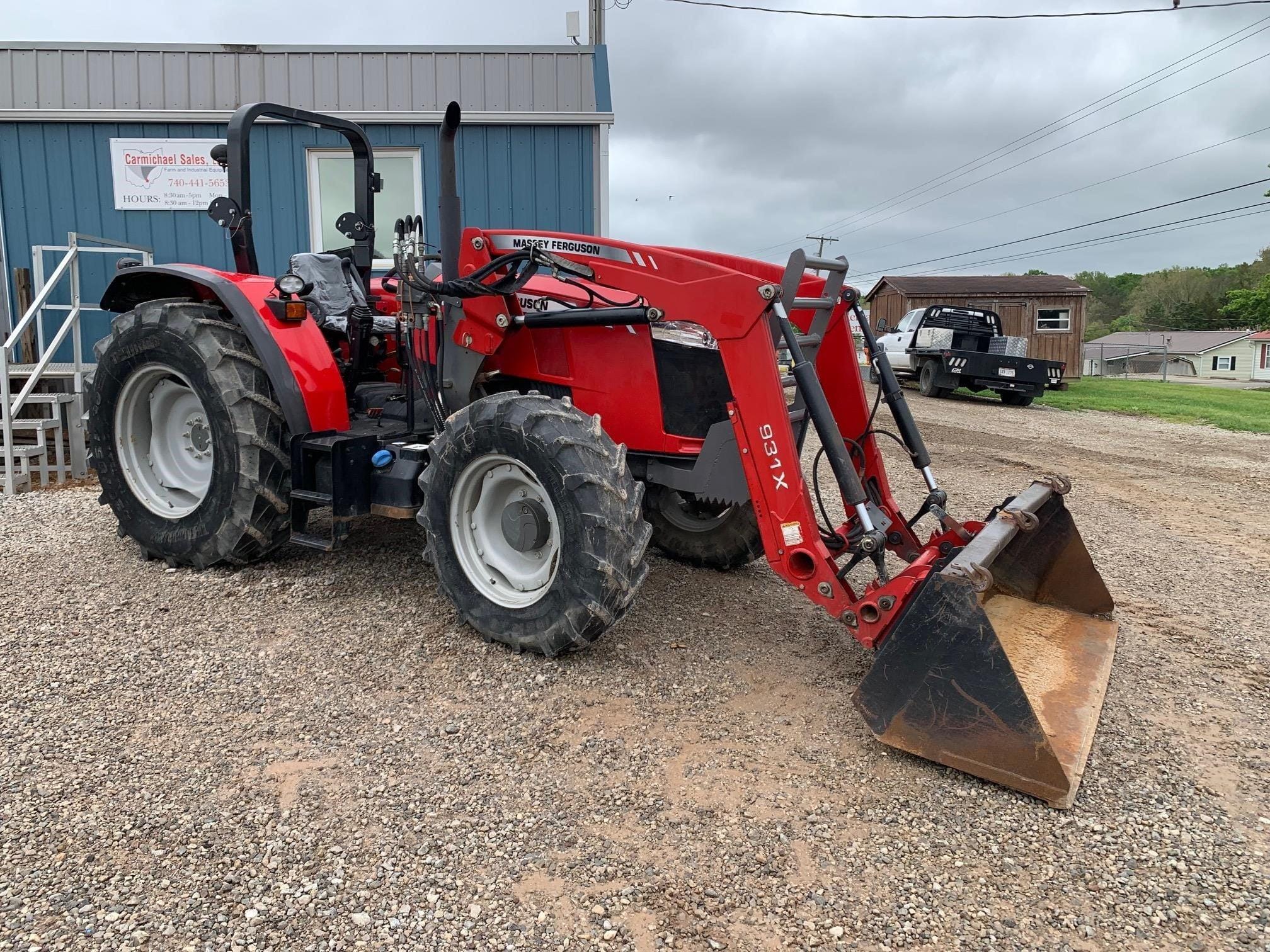 2016 Massey Ferguson 4708 Equipment Image0