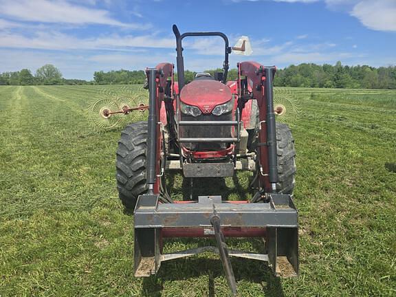 Image of Massey Ferguson 4709 equipment image 2