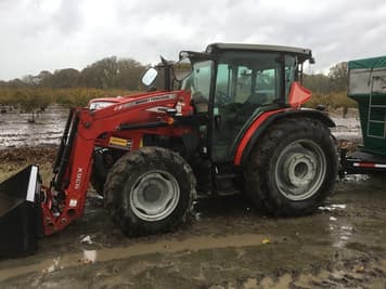 Main image Massey Ferguson 4710