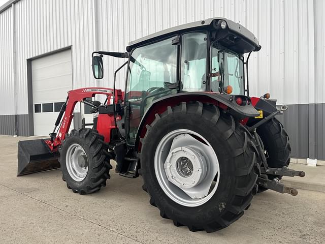 Image of Massey Ferguson 4710 equipment image 3