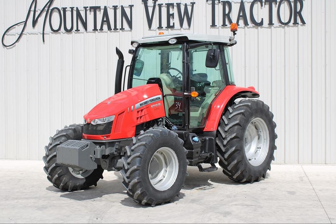 Image of Massey Ferguson 5712SL Primary image
