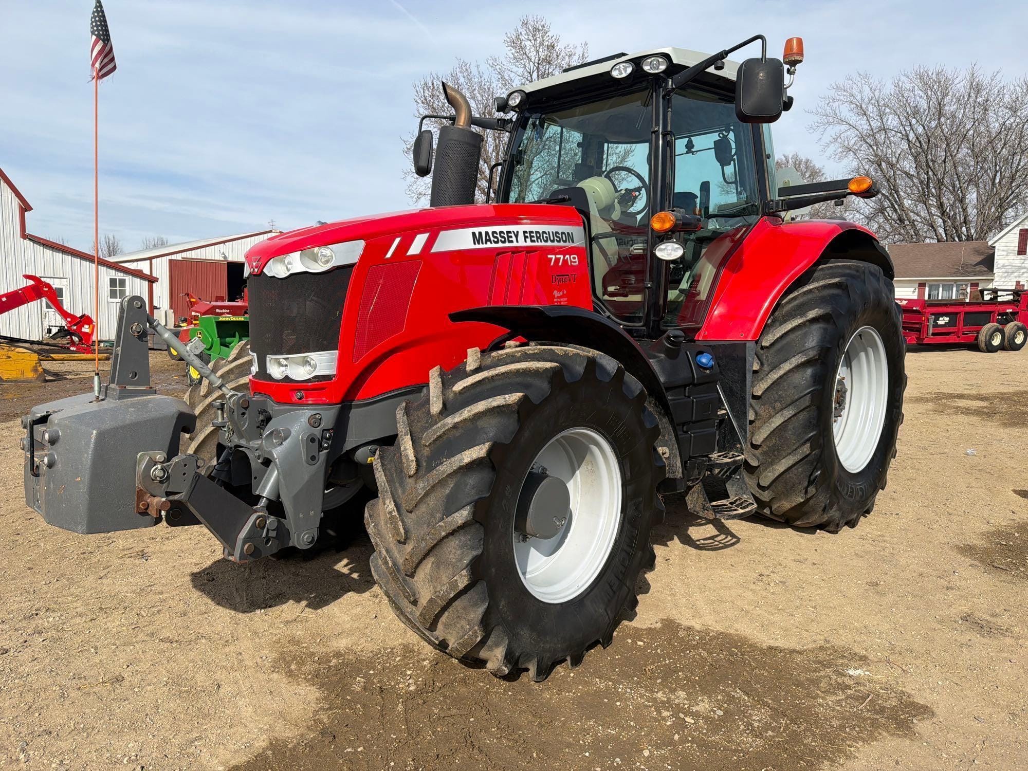 2016 Massey Ferguson 7719 Equipment Image0