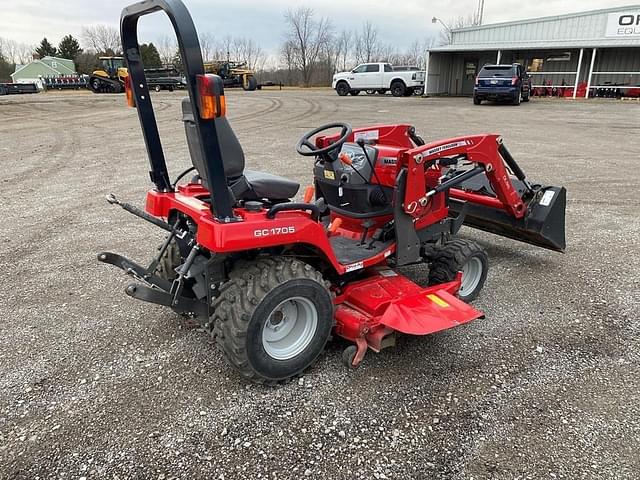 Image of Massey Ferguson GC1705 equipment image 2