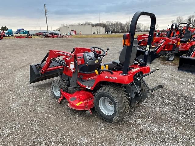 Image of Massey Ferguson GC1705 equipment image 3