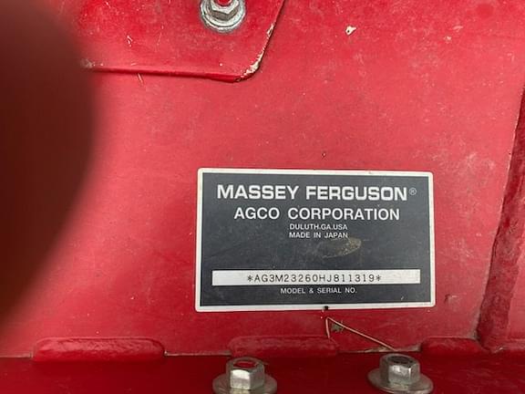 Image of Massey Ferguson GC1705 equipment image 2