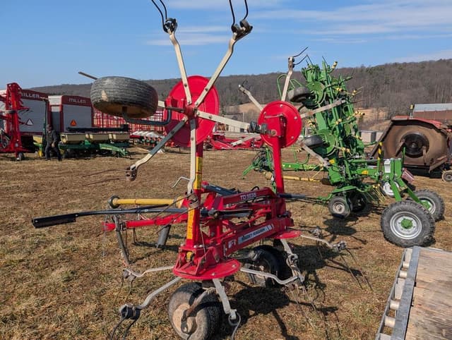 Image of Massey Ferguson TD1635 equipment image 2