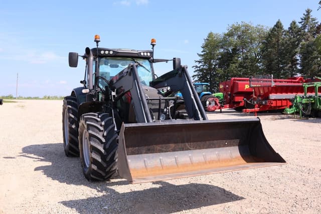 Image of McCormick Intl X7.450 equipment image 4