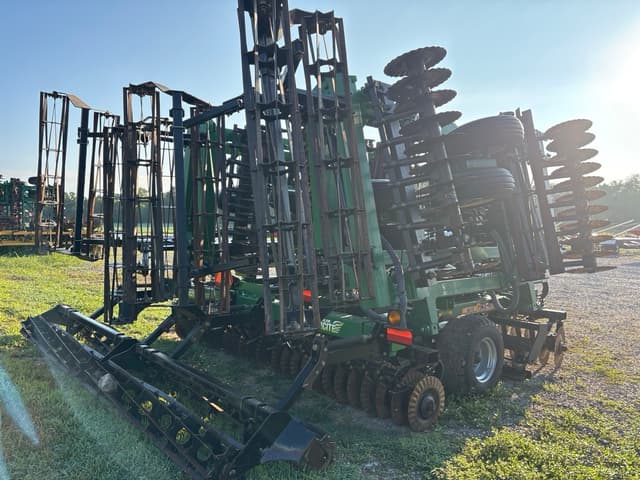 Image of McFarlane 5040 Incite equipment image 2