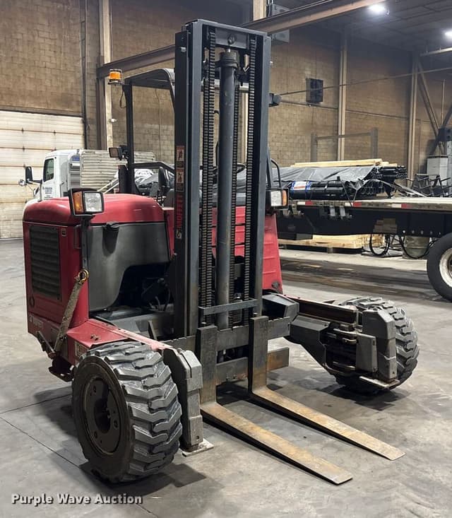 Image of Moffett M8 55.4 equipment image 2