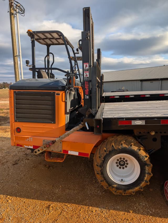 Image of Moffett M55P equipment image 4